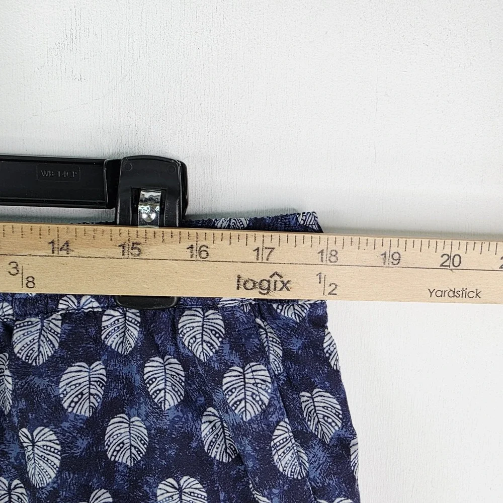 Peter Millar Seaside Shorts Men XL Blue Batik Leaf‎ Floral AOP Lined Swim Trunks